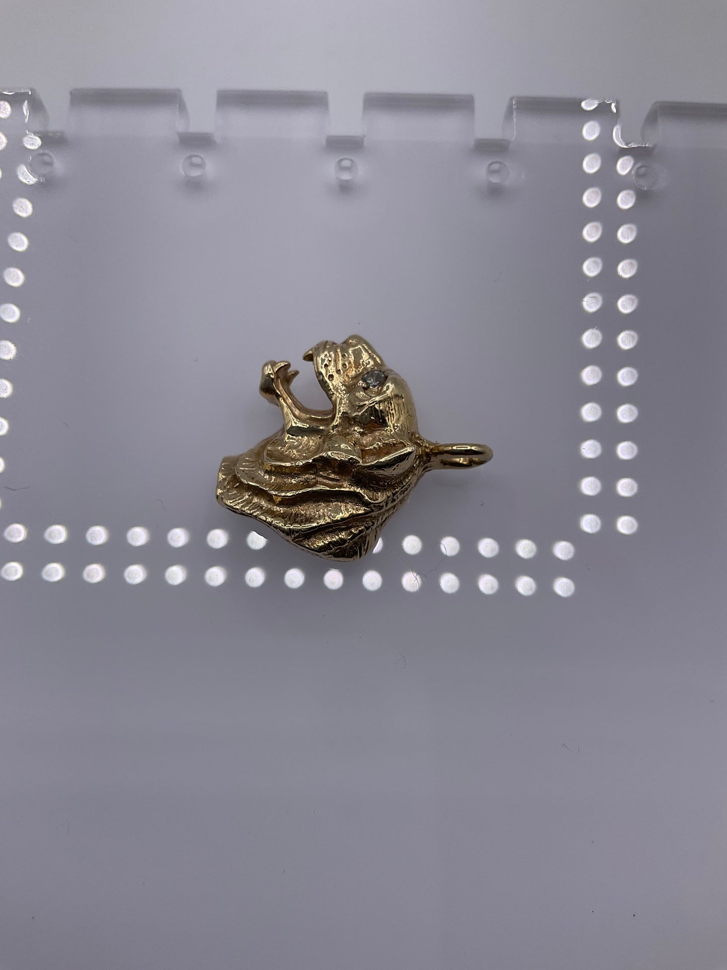 14K Yellow Gold Lion Head Pendant with Diamond Eye 5.8g