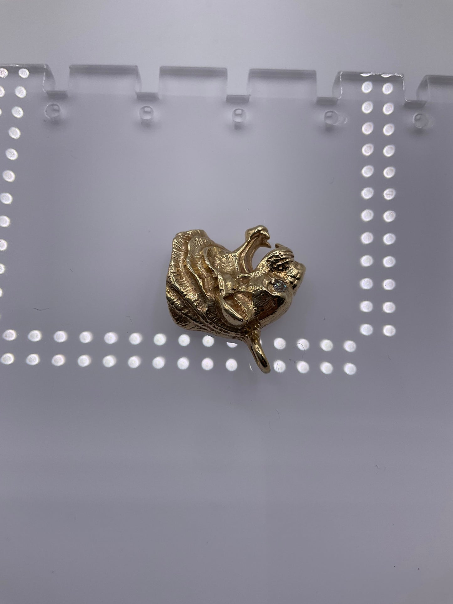 14K Yellow Gold Lion Head Pendant with Diamond Eye 5.8g