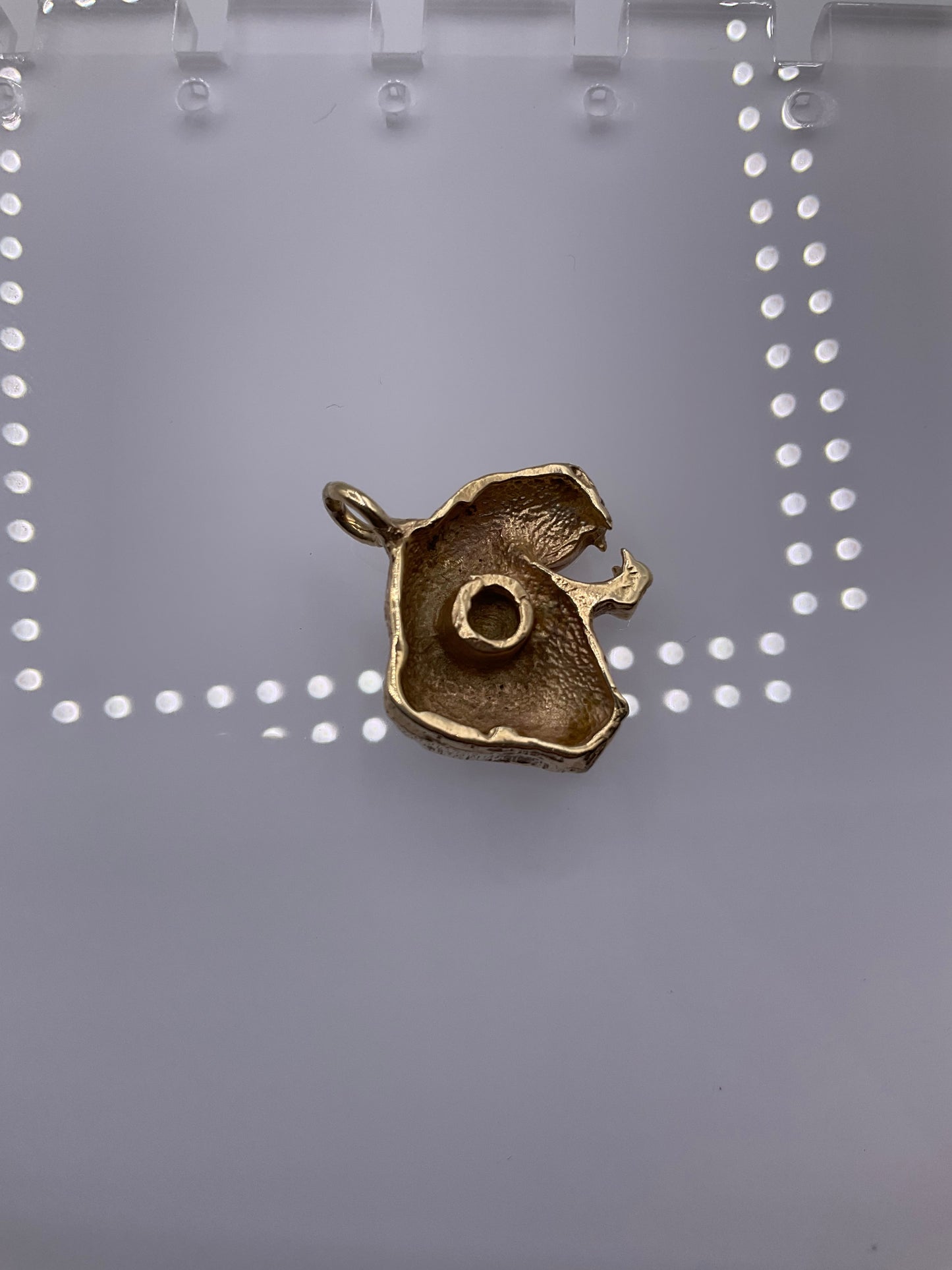 14K Yellow Gold Lion Head Pendant with Diamond Eye 5.8g