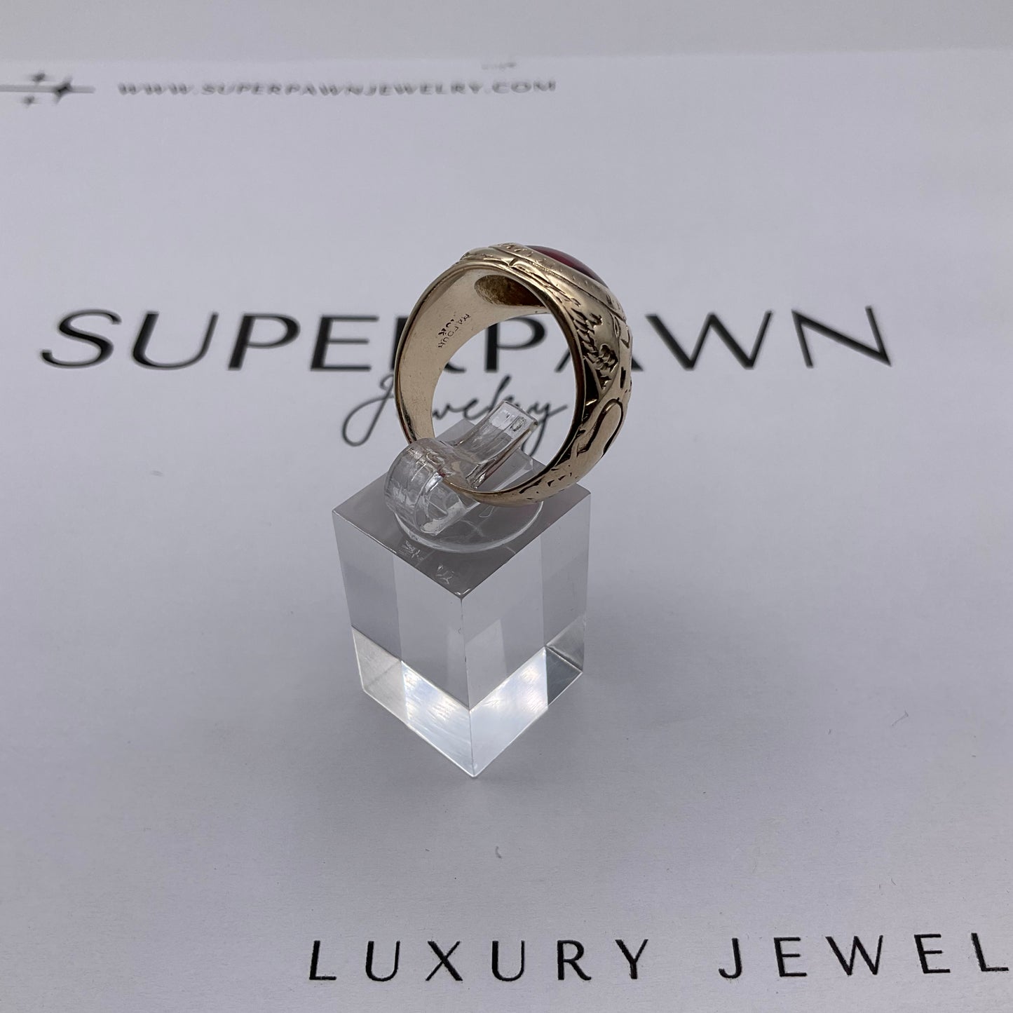Vintage 10K Yellow Gold 5ct Red Oval Gemstone State College Class Ring