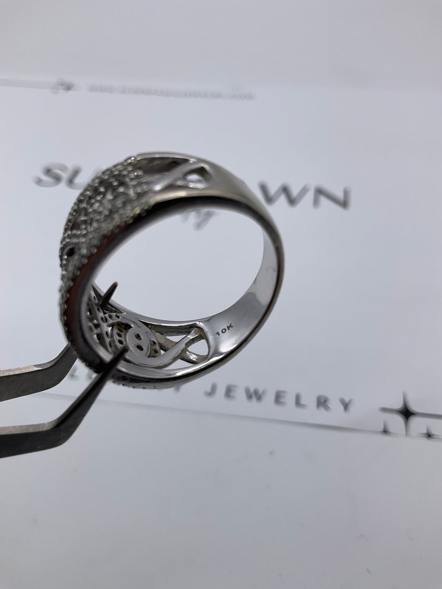 10K White Gold Filigree Twist Cluster Ring – Size 9.5 – 7.9g