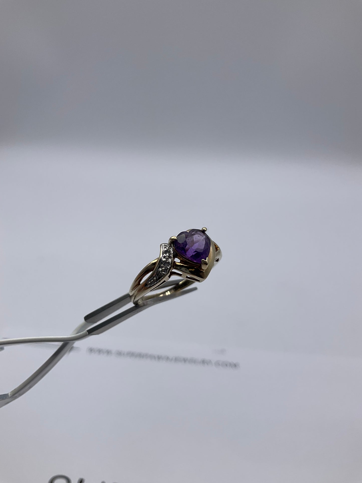 10K Yellow Gold Heart-Shaped Amethyst & Diamond Ring – Size 6.5 – 2.4g