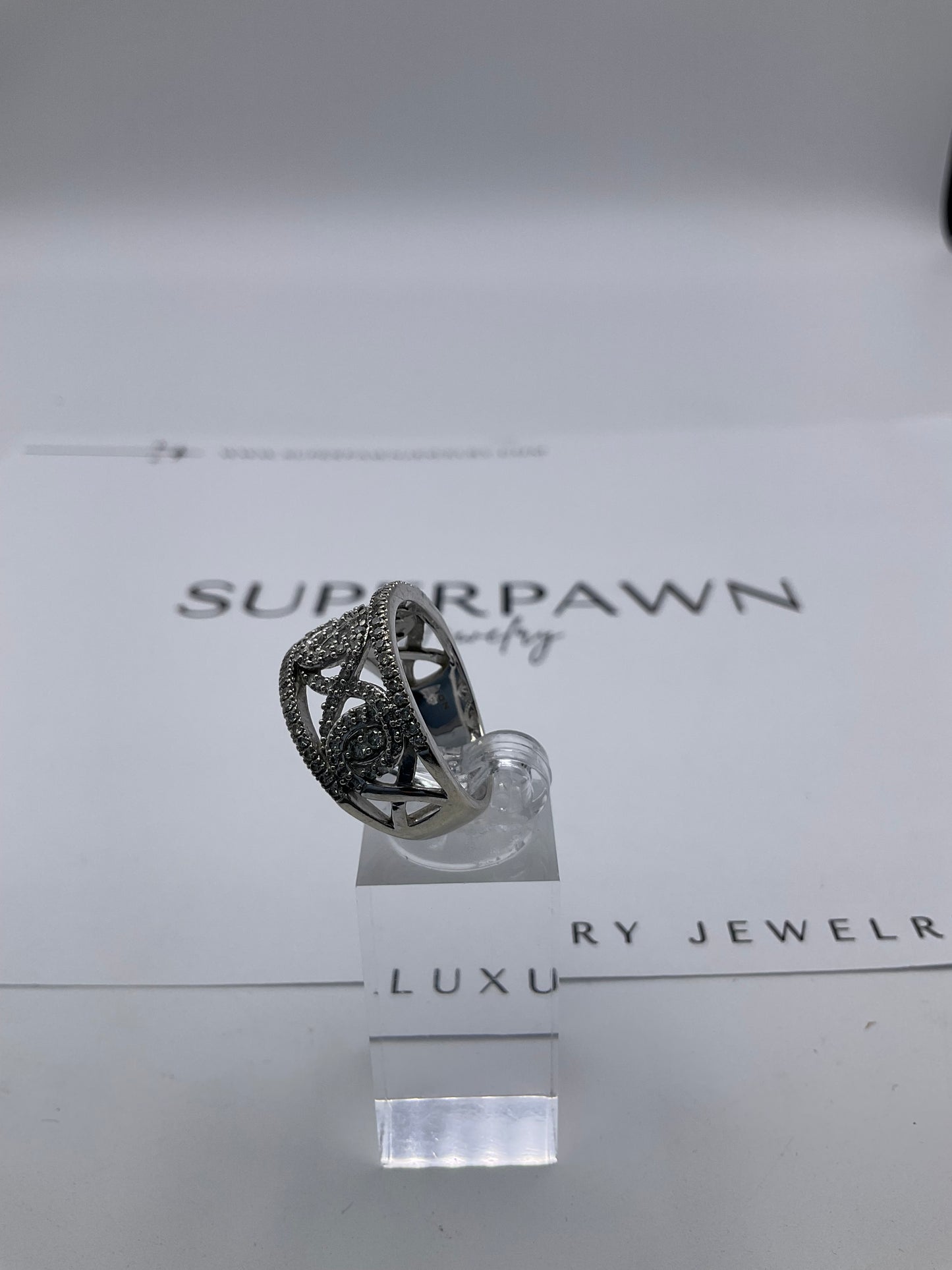10K White Gold Filigree Twist Cluster Ring – Size 9.5 – 7.9g