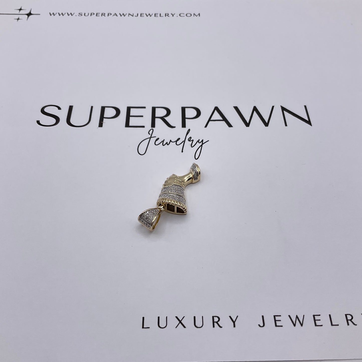 4.7g 10k Cleopatra Yellow Gold Diamond Pendant