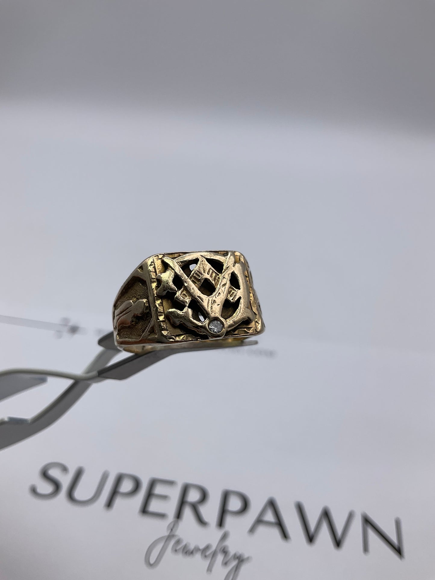 10K Yellow Gold Masonic Compass Ring with Diamond – Size 9.5 – 7.1g
