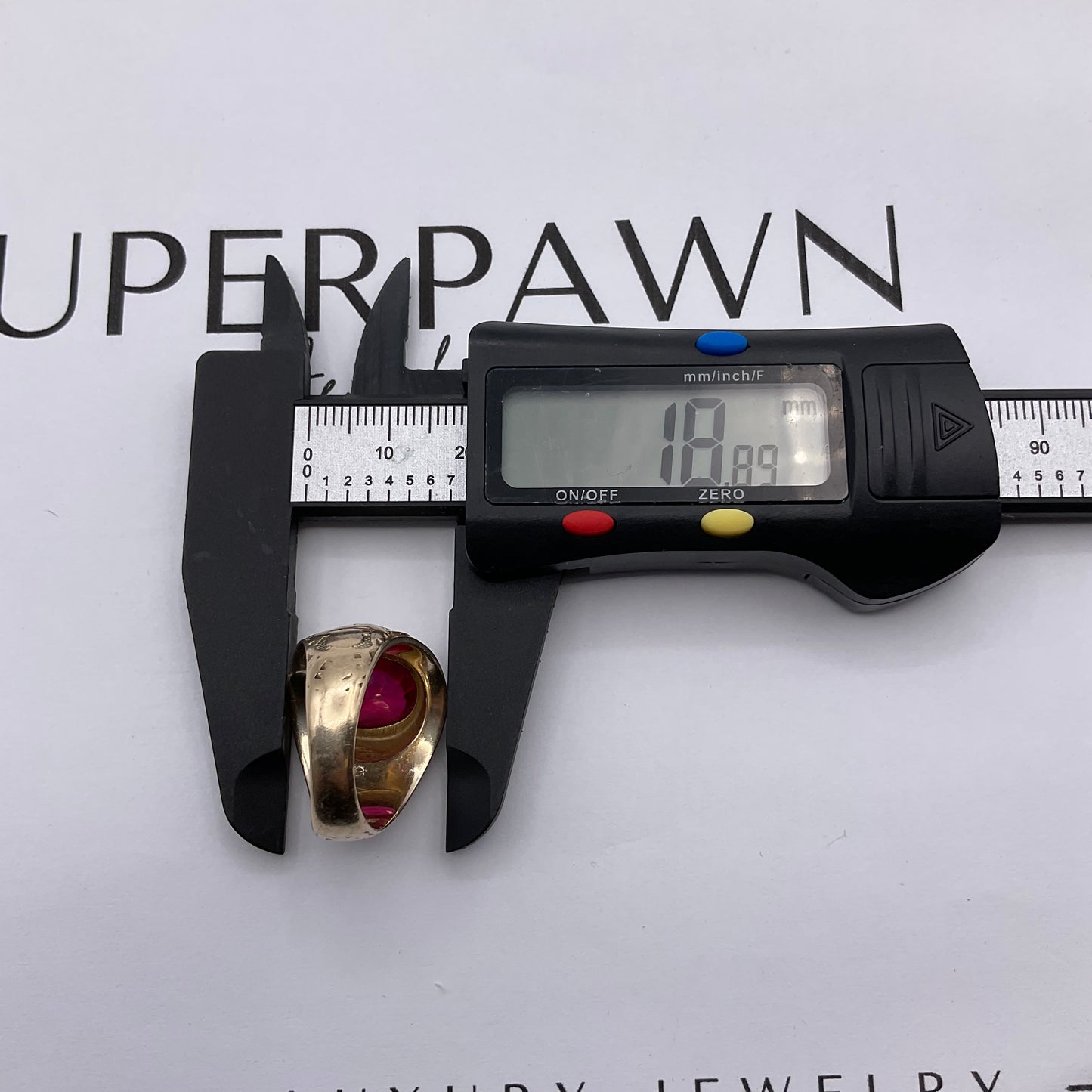 Vintage 10K Yellow Gold 5ct Red Oval Gemstone State College Class Ring