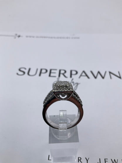 10K White Gold Diamond Cluster Ring with Princess Cut & Baguettes – Size 9.5 – 10g