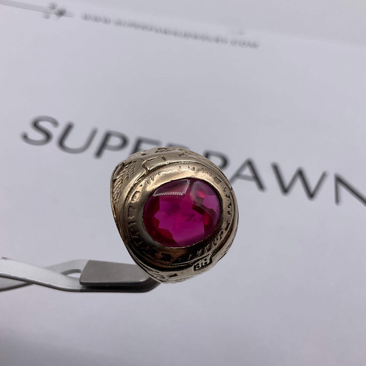 Vintage 10K Yellow Gold 5ct Red Oval Gemstone State College Class Ring