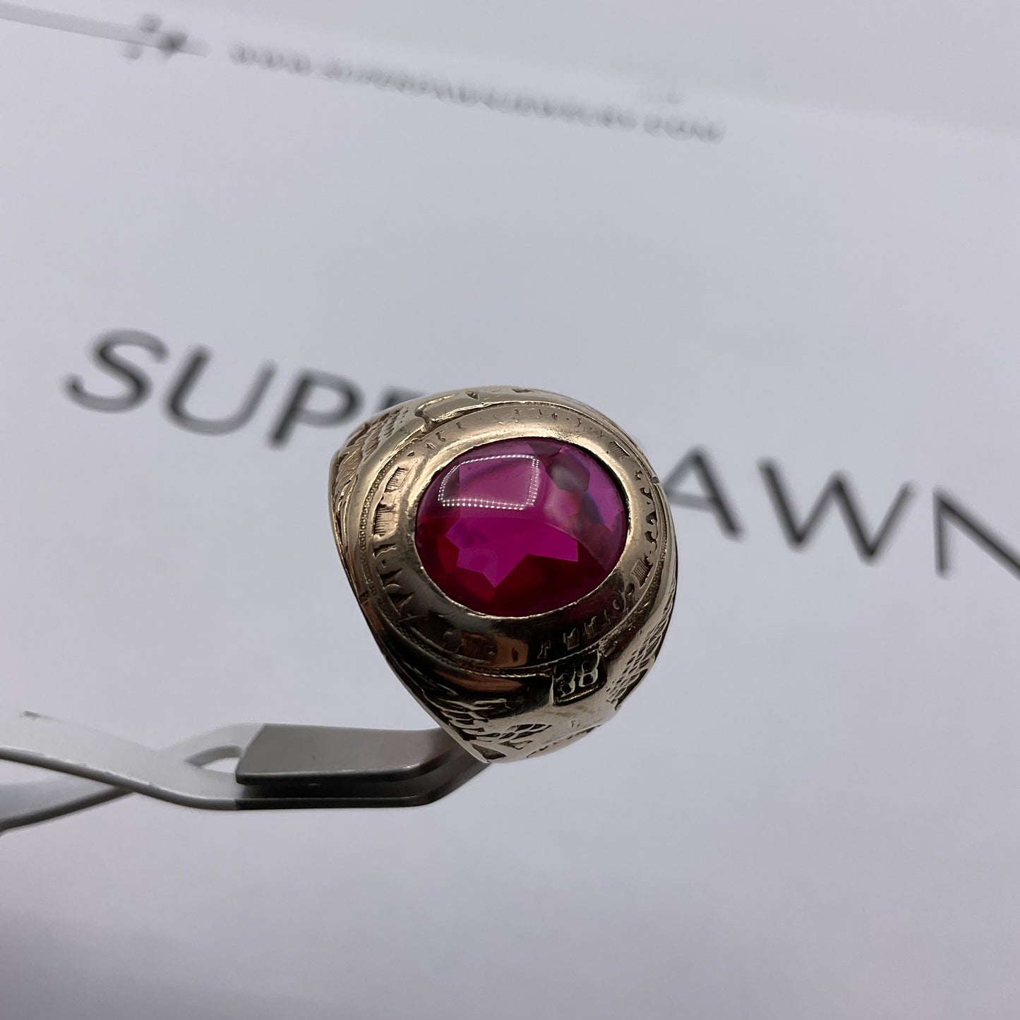 Vintage 10K Yellow Gold 5ct Red Oval Gemstone State College Class Ring