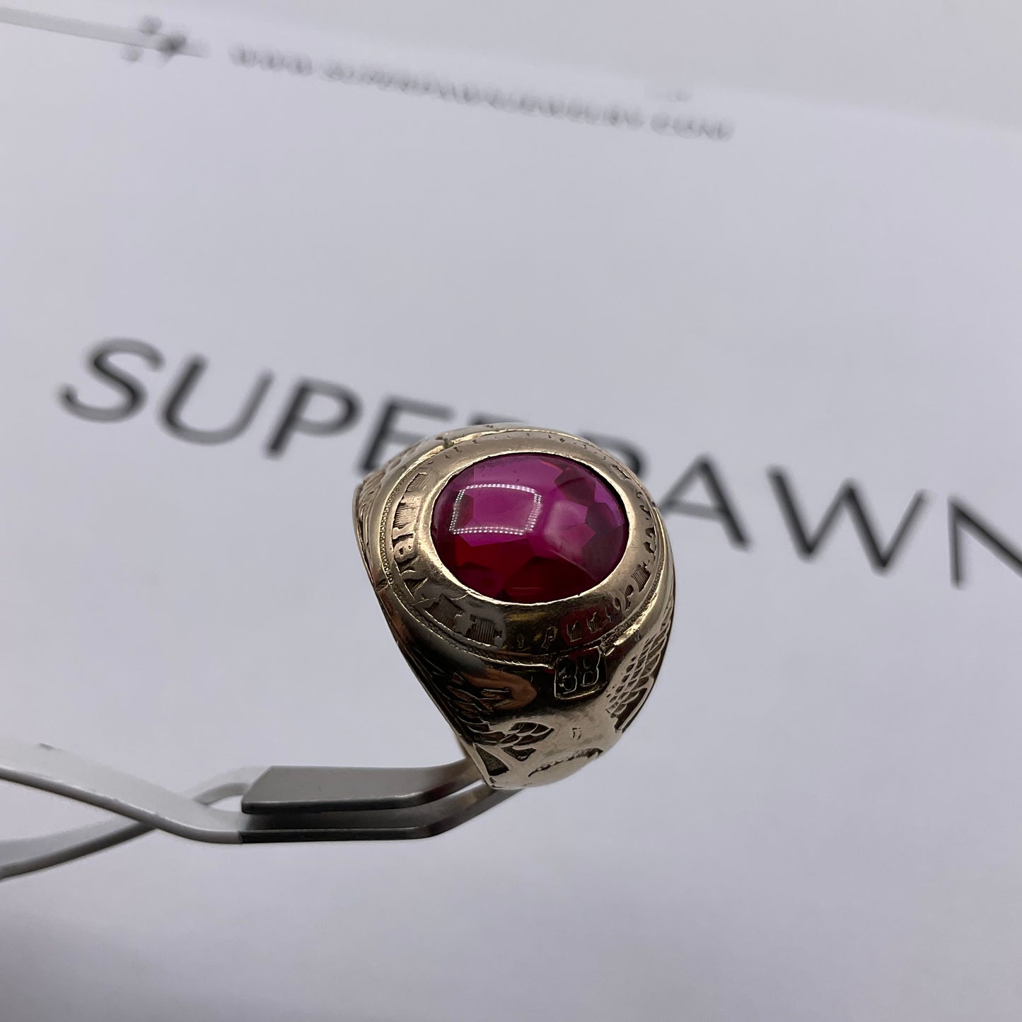 Vintage 10K Yellow Gold 5ct Red Oval Gemstone State College Class Ring