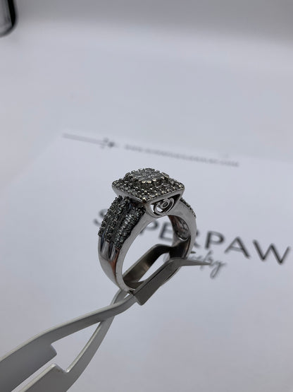 10K White Gold Diamond Cluster Ring with Princess Cut & Baguettes – Size 9.5 – 10g