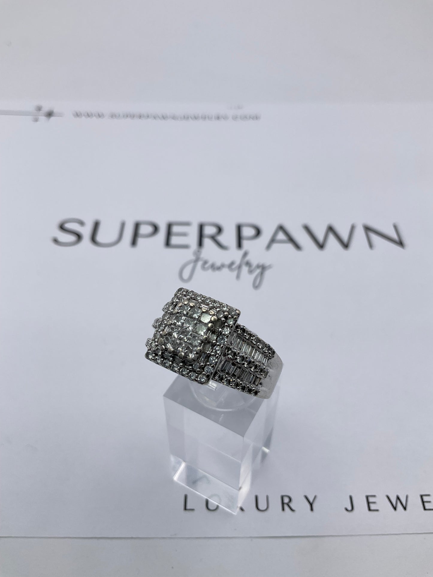 10K White Gold Diamond Cluster Ring with Princess Cut & Baguettes – Size 9.5 – 10g