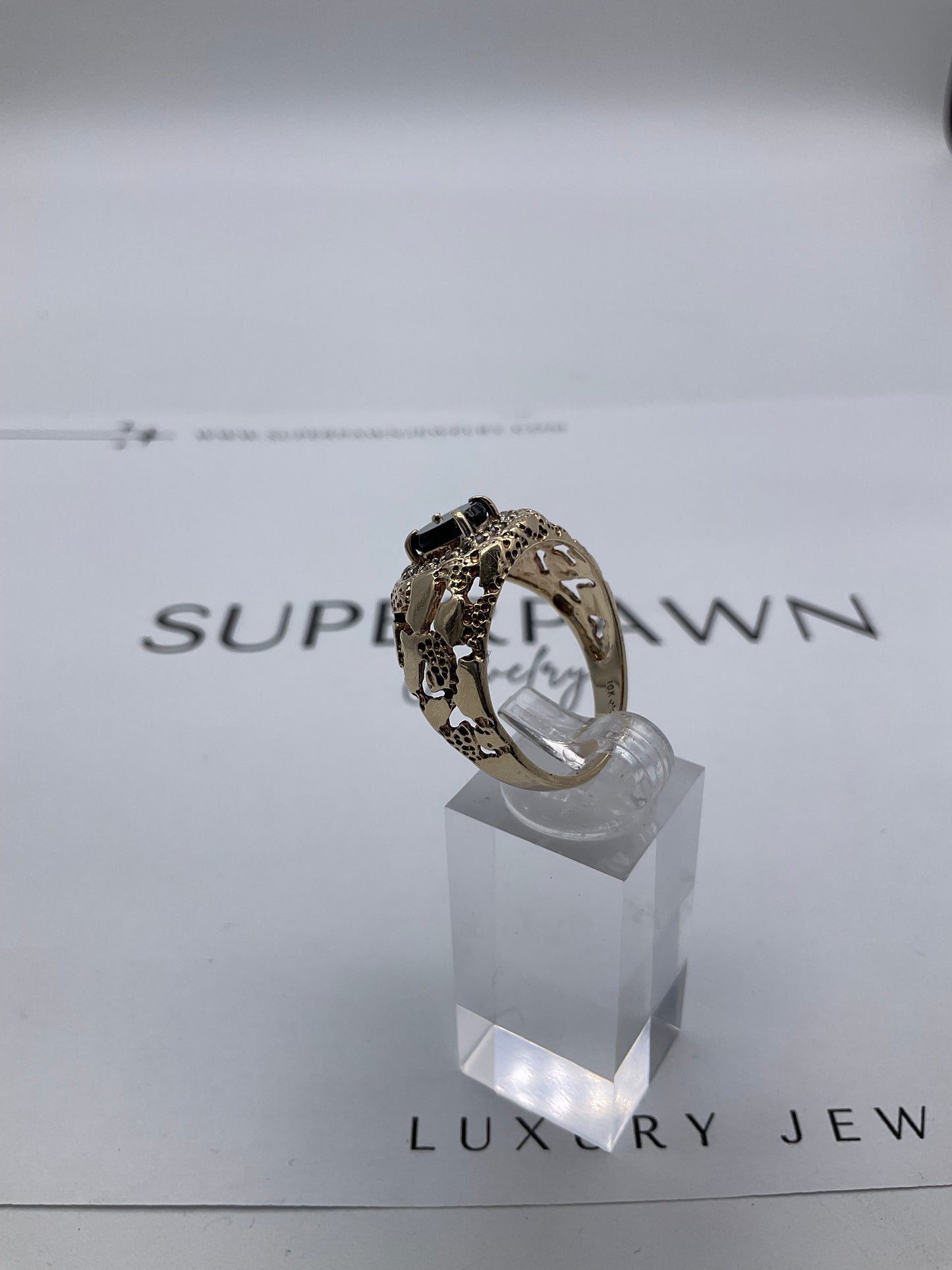 10K Yellow Gold Black Onyx & Diamond Ring – Size 11 – 6.3g