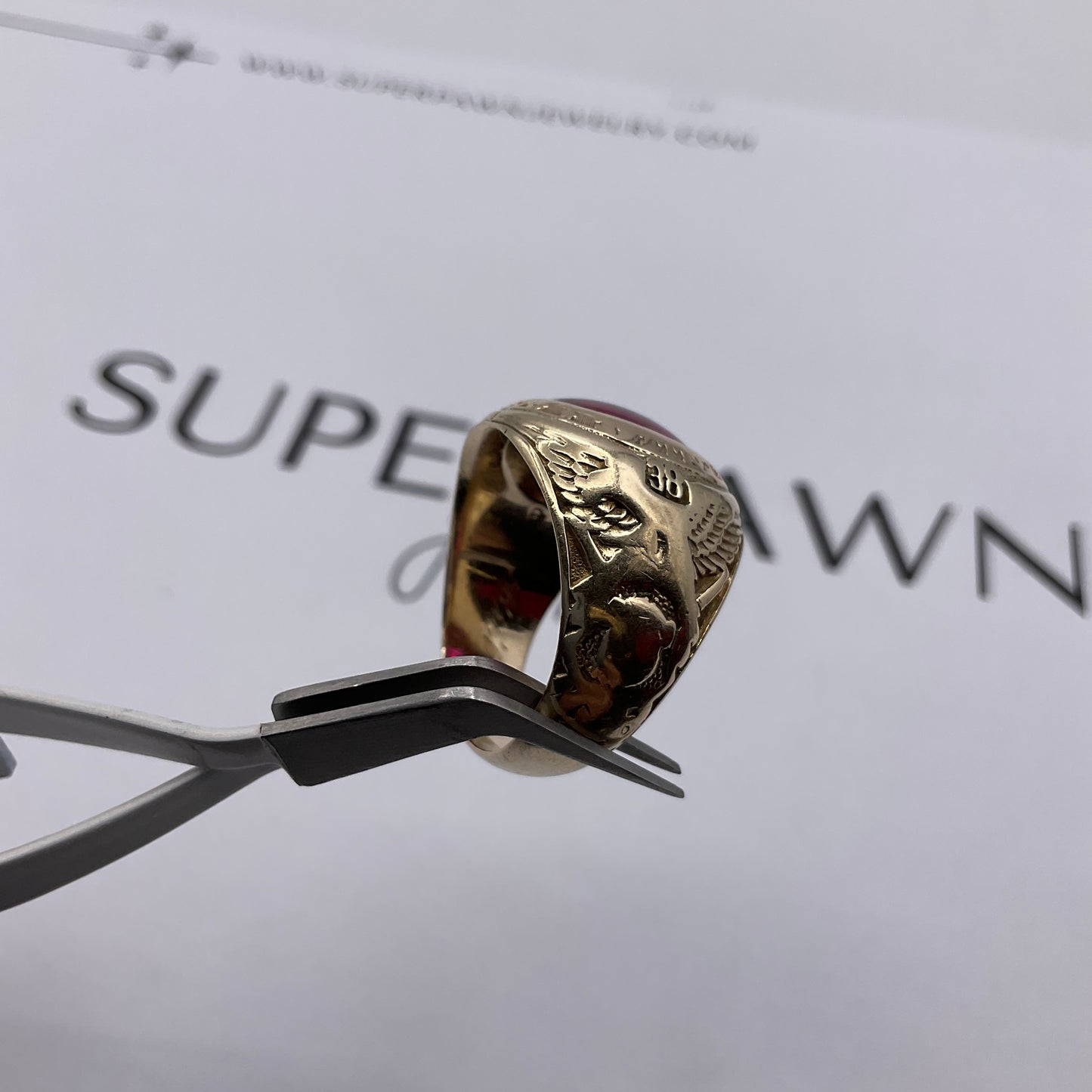 Vintage 10K Yellow Gold 5ct Red Oval Gemstone State College Class Ring