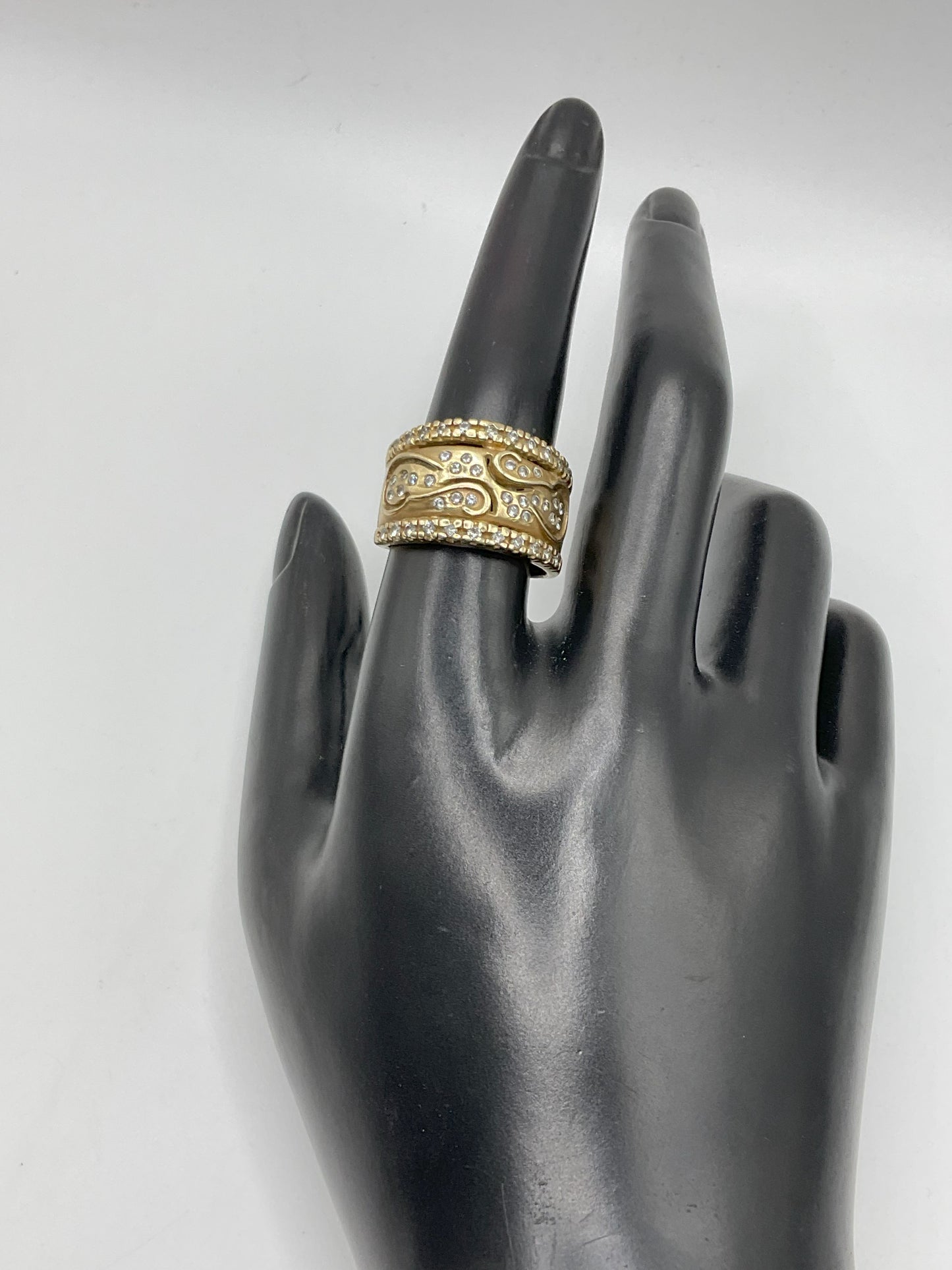 9.6g 14k Yellow Gold Ladies Ring Size 9