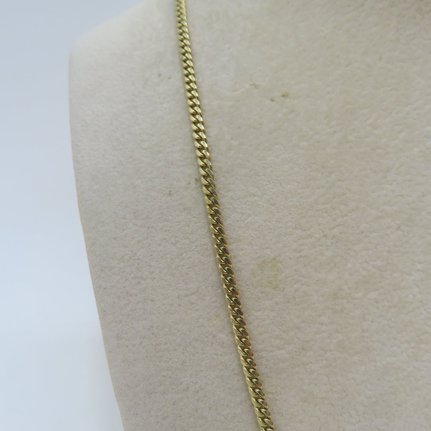 14K Yellow Gold Curb Link Chain Necklace 2.5mm 18" 10g