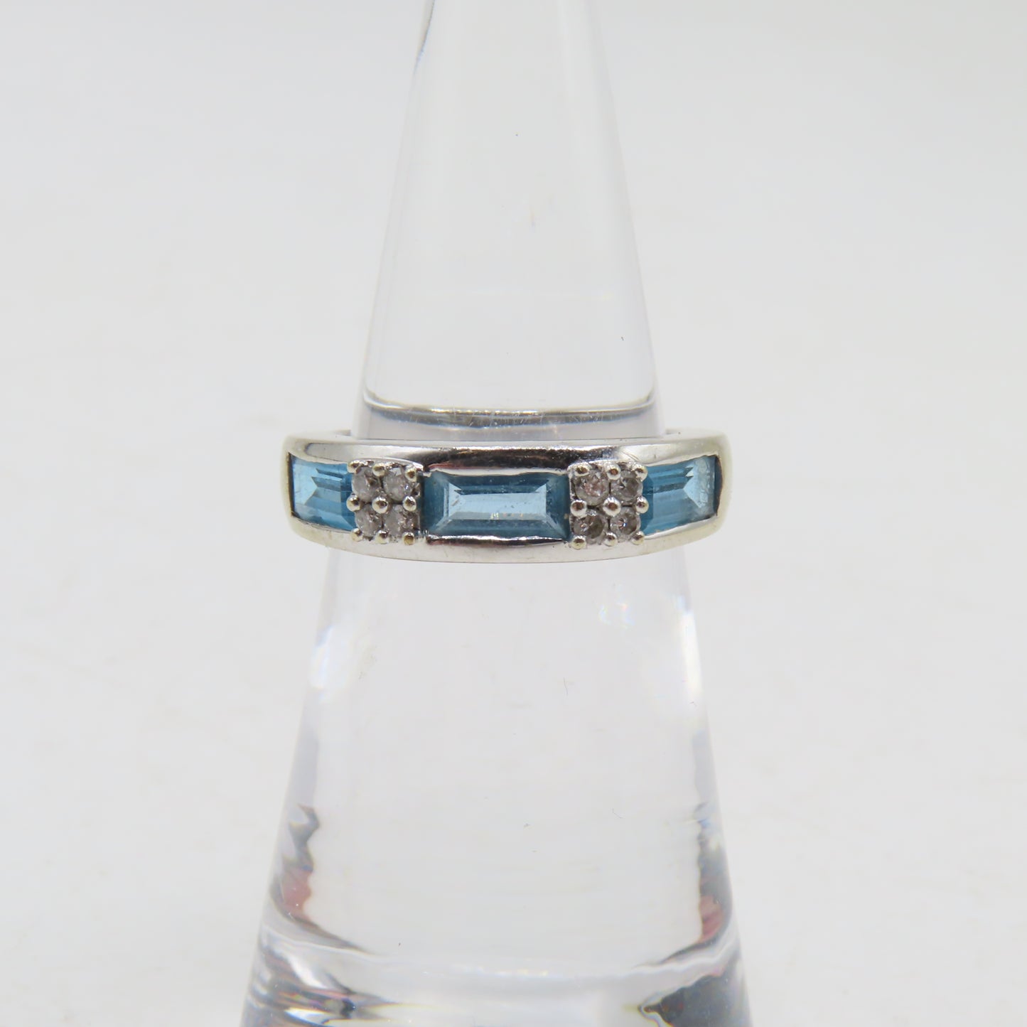 14K White Gold Blue Topaz and Diamond Band Ring Size 5 3.4g
