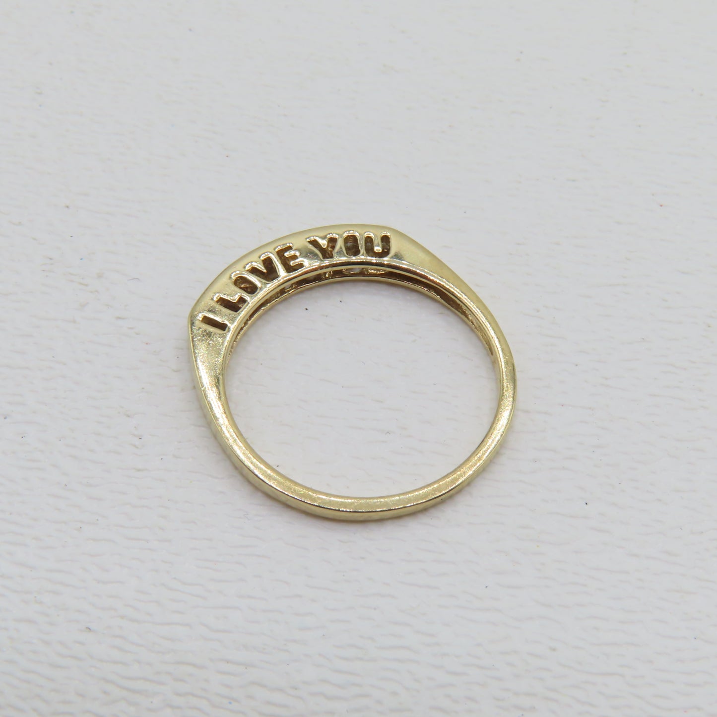 10K Yellow Gold Channel Set Diamond "I Love You" Band Ring Size 7 1.7g