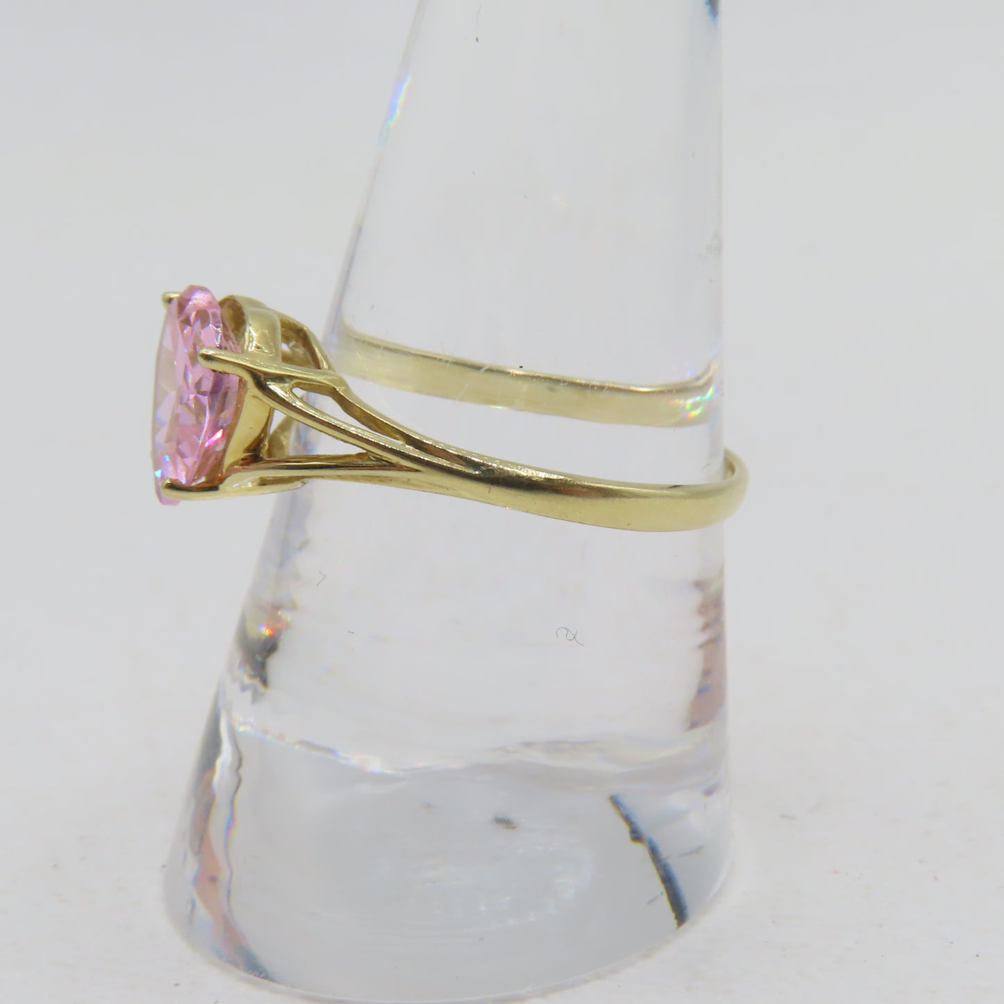 14K Yellow Gold Pink Heart Cut CZ Ring Size 9 2.5g