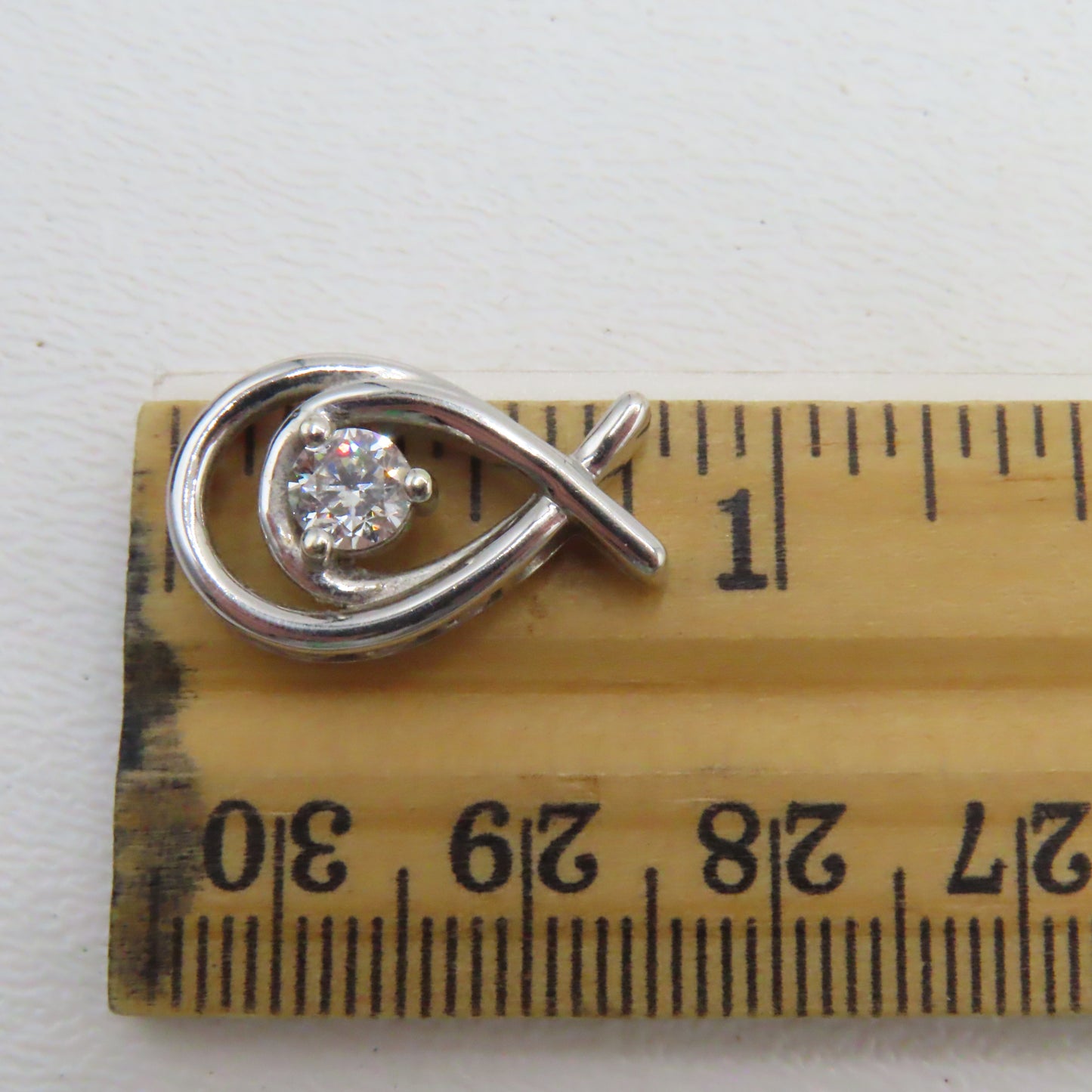 14K White Gold 1/2CT Round Diamond Love Knot Pendant 3/4" 2.9g