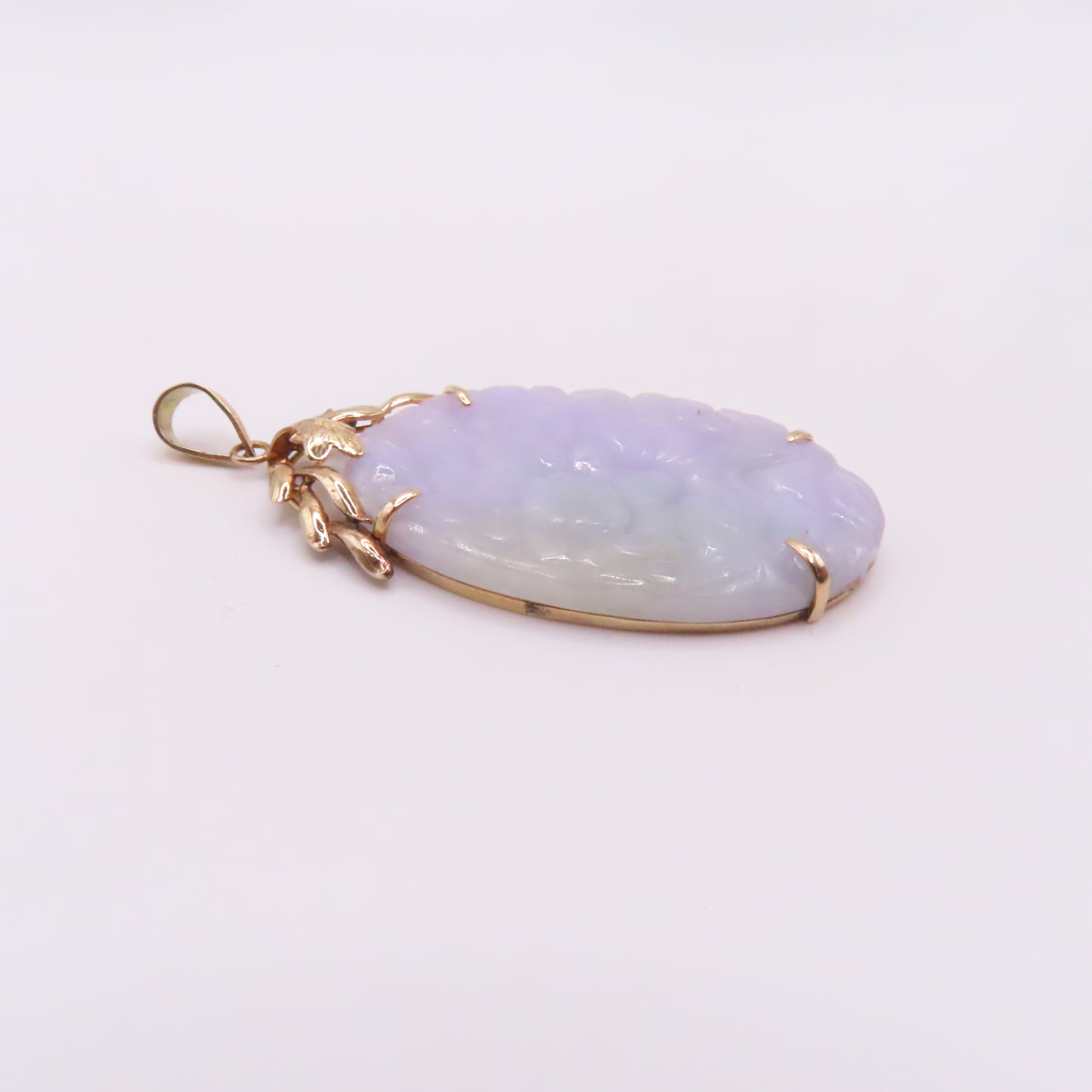 14K Yellow Gold Carved Lavender Green Jade Oval Pendant 2-1/4" 11.3g