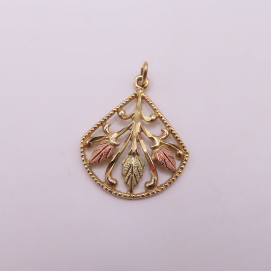 10K Yellow Gold Ornate Fan Leaf Pendant 1" 1.3g