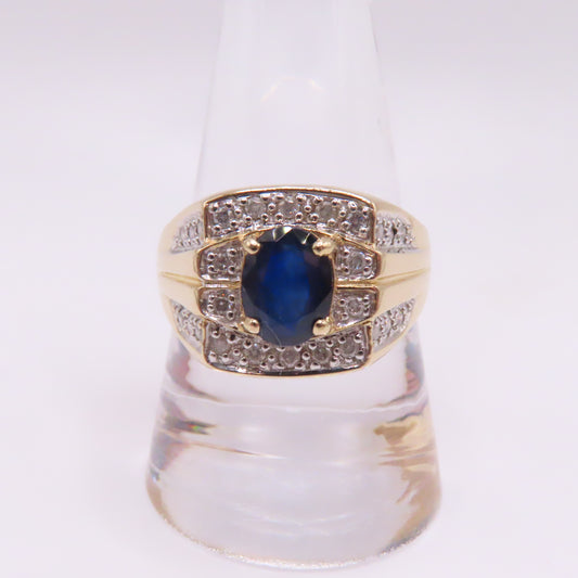 14K Yellow Gold Oval Sapphire and Round Diamonds Signet Ring Size 10 7.5g
