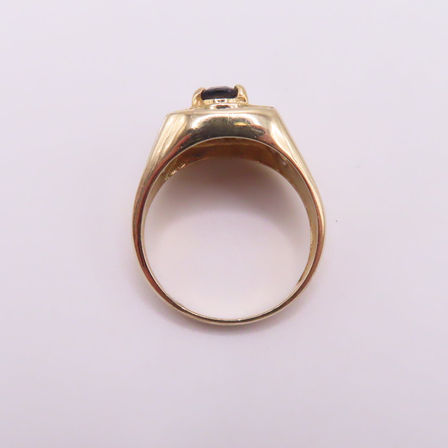 14K Yellow Gold Oval Sapphire and Round Diamonds Signet Ring Size 10 7.5g