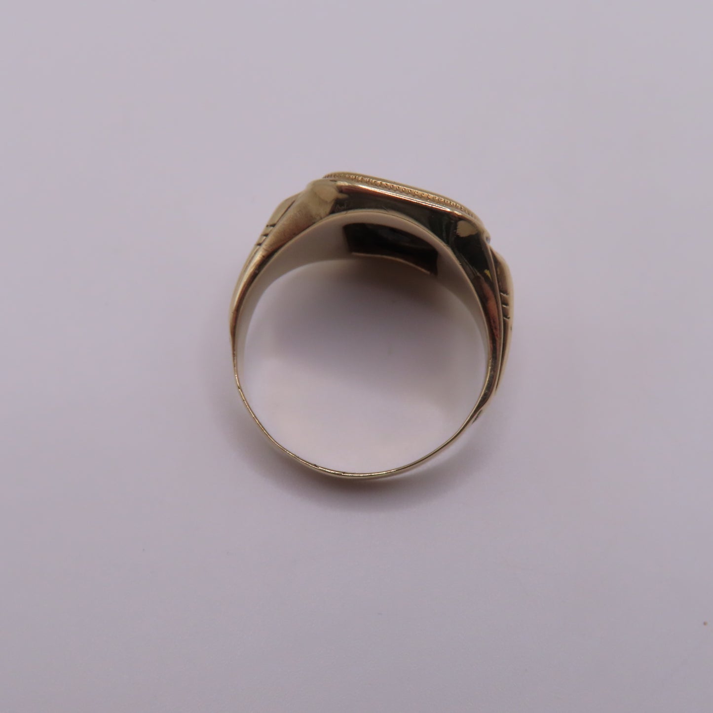 10K Yellow Gold Black Onyx and Diamond Signet Ring Size 10.5 5.6g