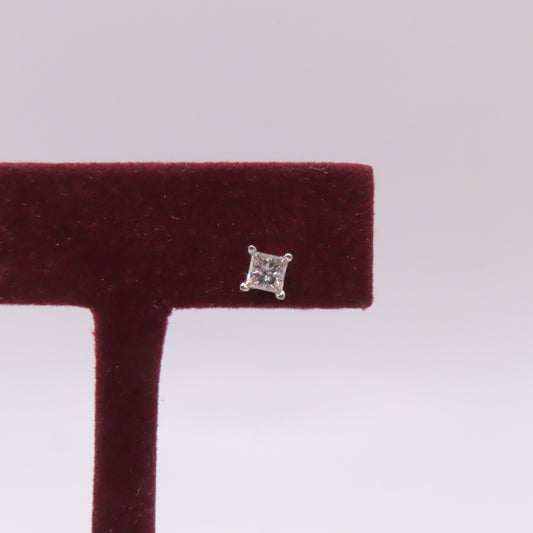 14K White Gold Princess Cut Diamond Screwback Stud Earring .5g