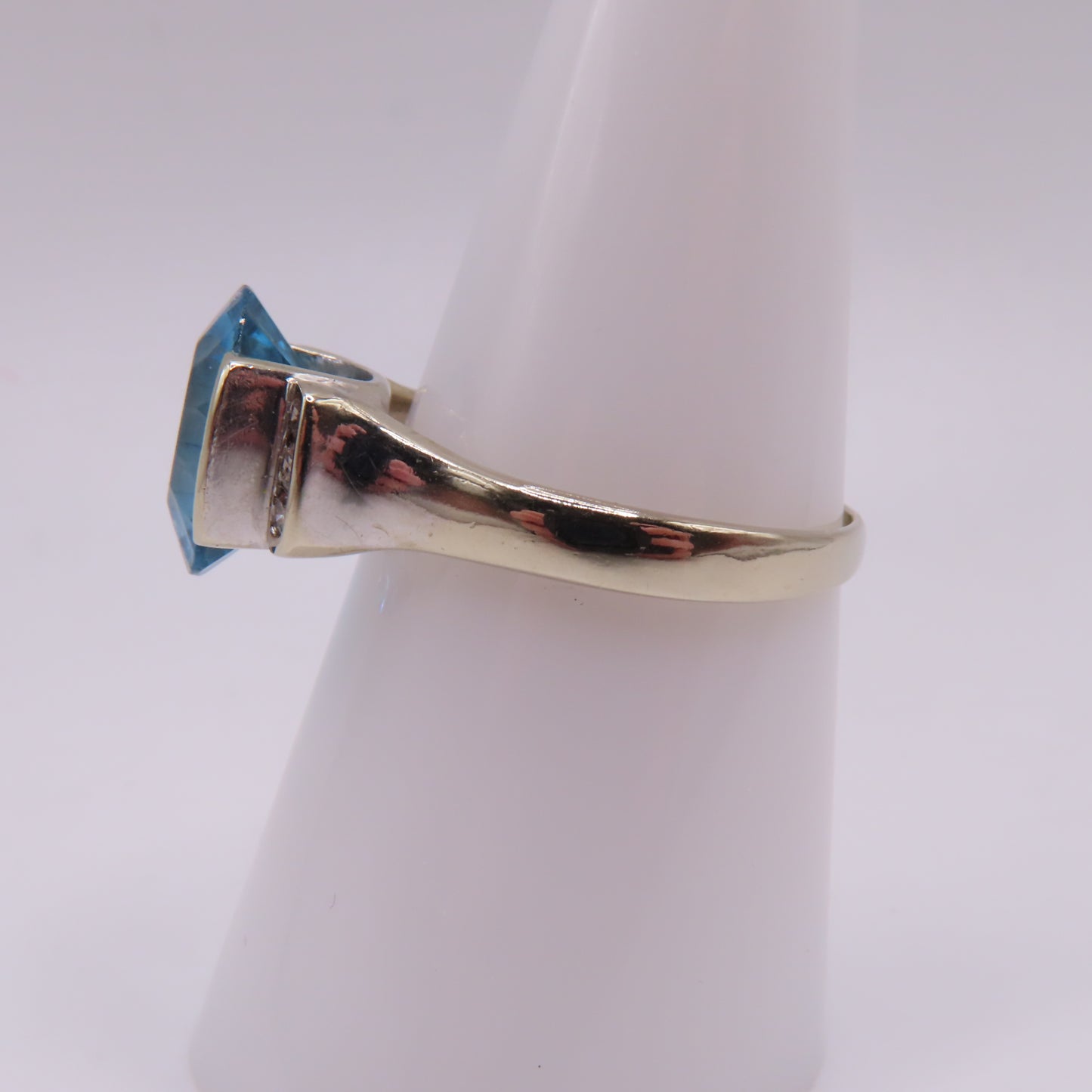 14K White Gold Oval Blue Topaz & Diamond Accent Statement Ring Size 8.25 4.4g