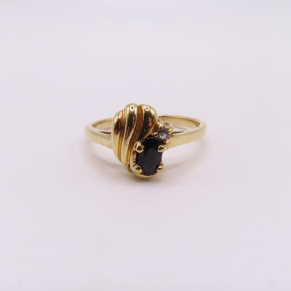 Vintage 14K Yellow Gold Oval Sapphire Ribbed Asymmetrical Ring Size 7 2.3g
