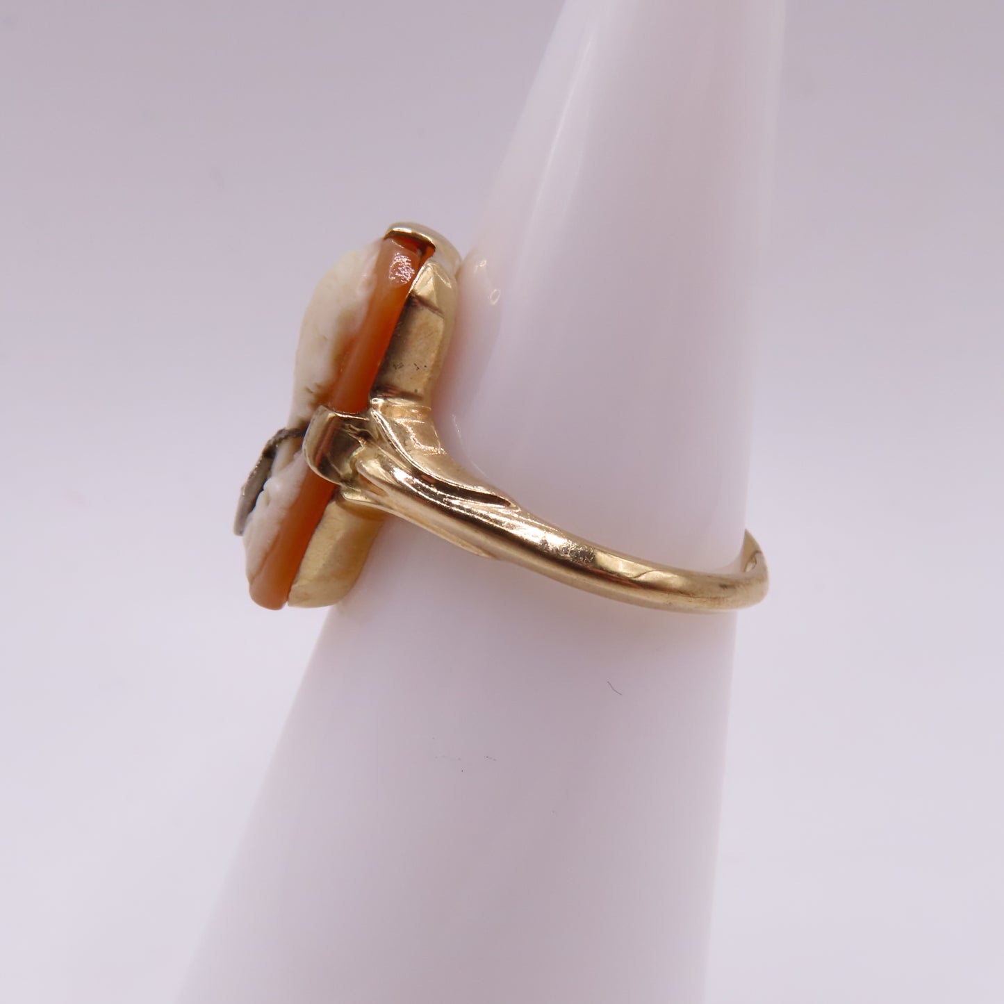 Vintage 10K Yellow Gold Habillé Cameo Shell Carved Lady Ring Size 5.5 3.2g