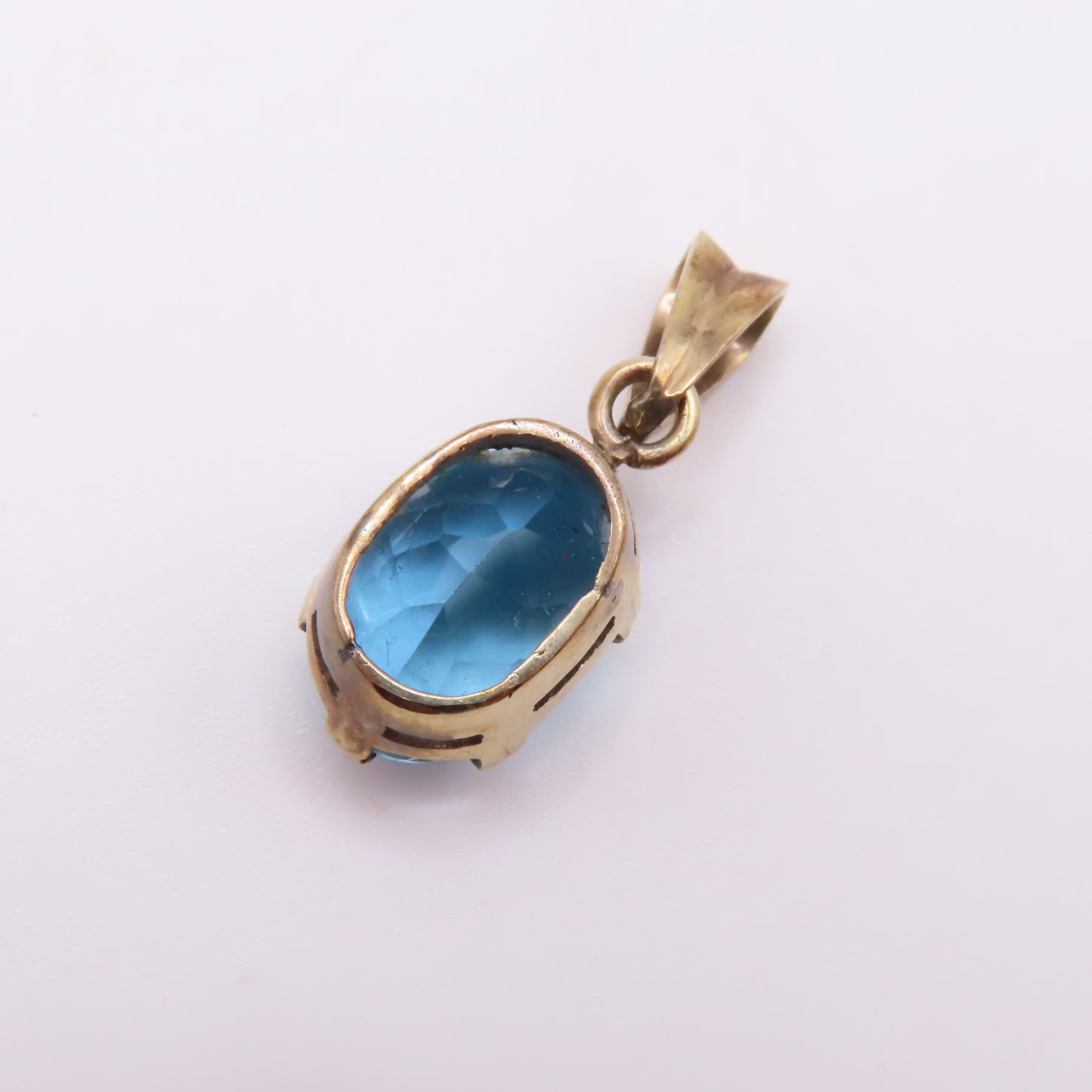 14K Yellow Gold Oval Faceted Blue Aquamarine Solitaire Charm Pendant 1.7g