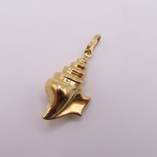 18K Yellow Gold Conch Sea Shell Pendant Marine Nautical Ocean Charm 1.5" 2.5g