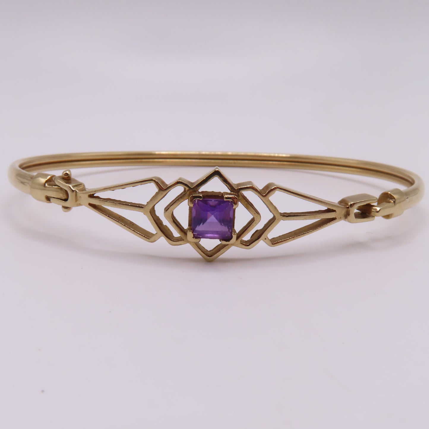 Vintage 9K Yellow Gold Princess Cut Amethyst Geometric Hinged Bangle Bracelet 6-3/4" 6.5g