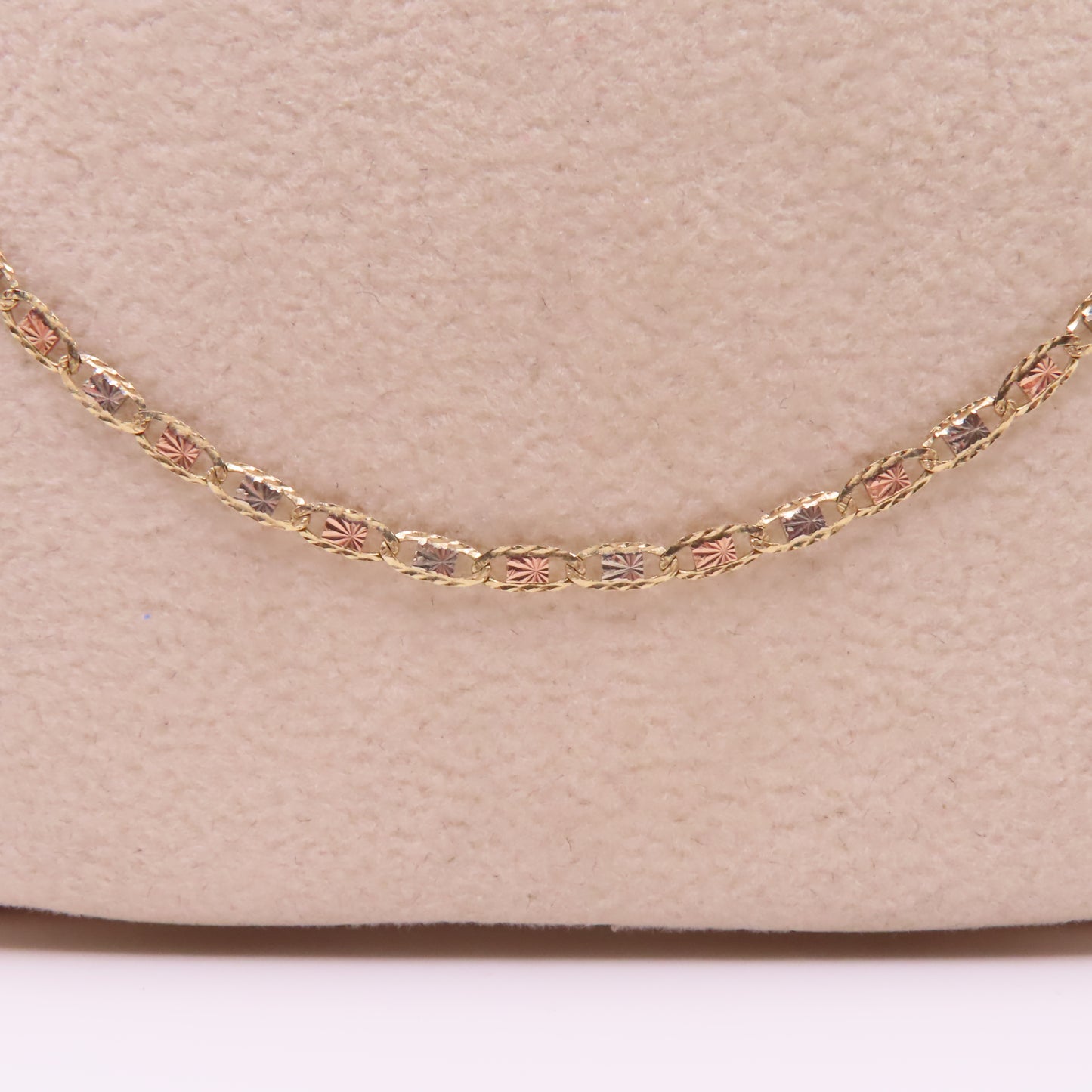 14K Tri Tone Gold Valentino Link Chain Diamond Cut Necklace 22" 3.4g