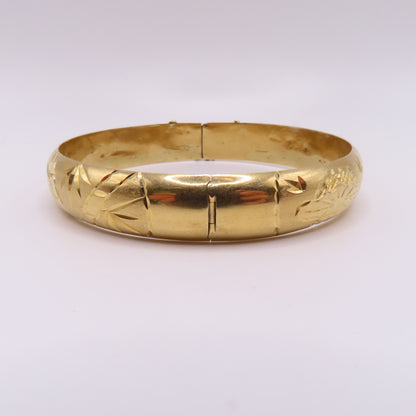 18K Yellow Gold Hinged Bangle Engraved Floral Leaf Design Bracelet 7-3/4" 20g
