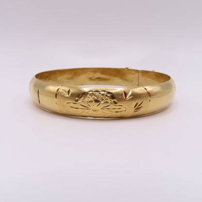 18K Yellow Gold Hinged Bangle Engraved Floral Leaf Design Bracelet 7-3/4" 20g