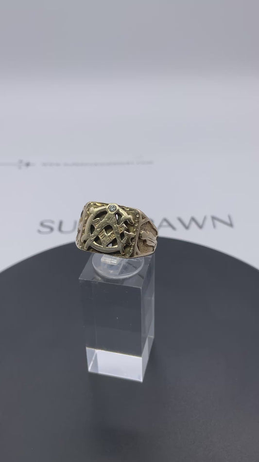 10K Yellow Gold Masonic Compass Ring with Diamond – Size 9.5 – 7.1g
