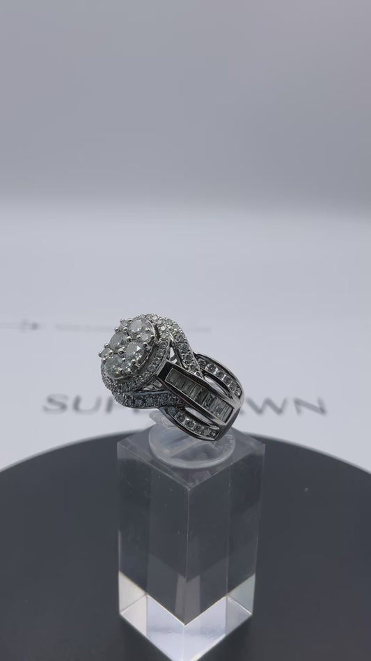 14K White Gold Diamond Halo Ring With Twist Band & Baguette Diamonds – Size 7 – 10g